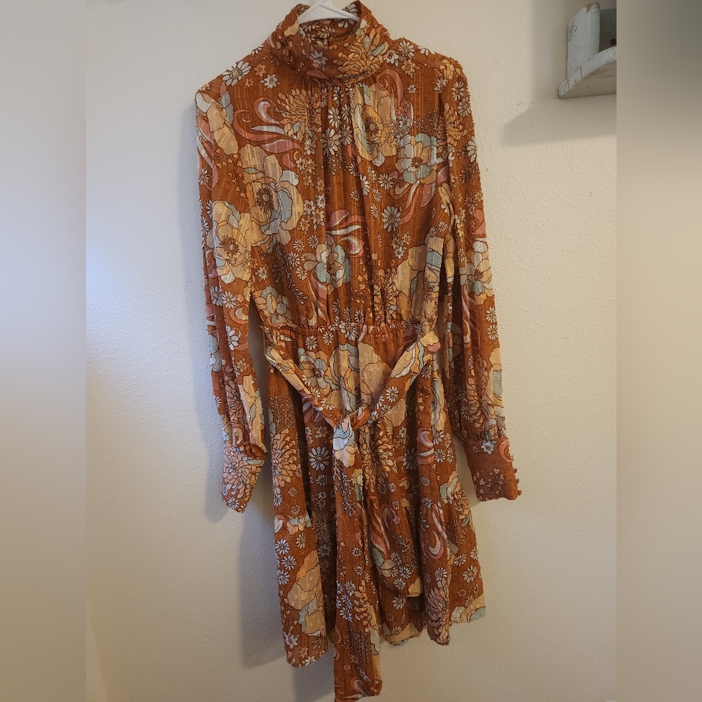 EXCELLENT CONDITION! Dress Fit Flare High Neck Floral Rust Brown - Medium